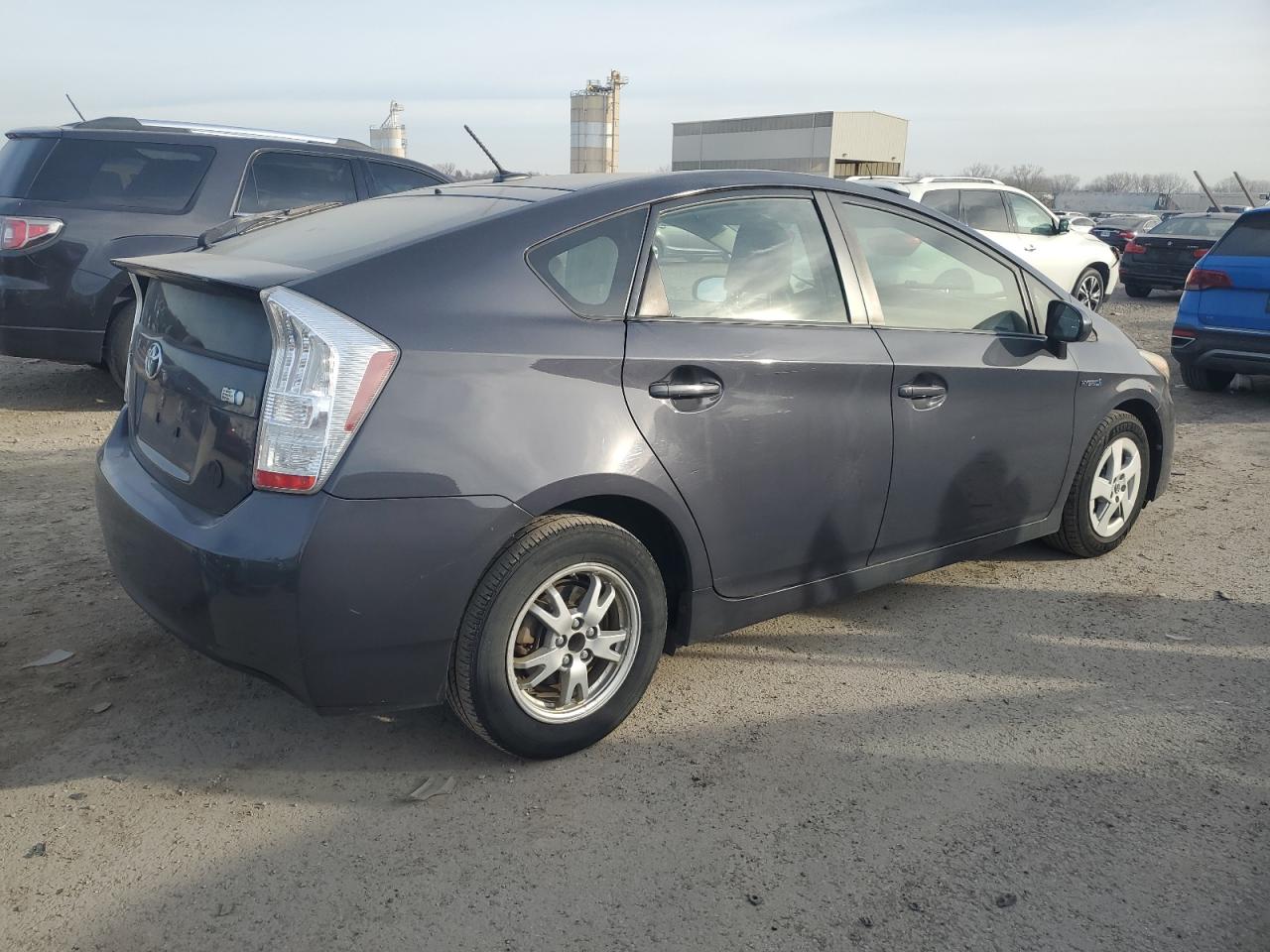 Image 3 of 2010 TOYOTA PRIUS  2010 with VIN JTDKN3DUXA0214133