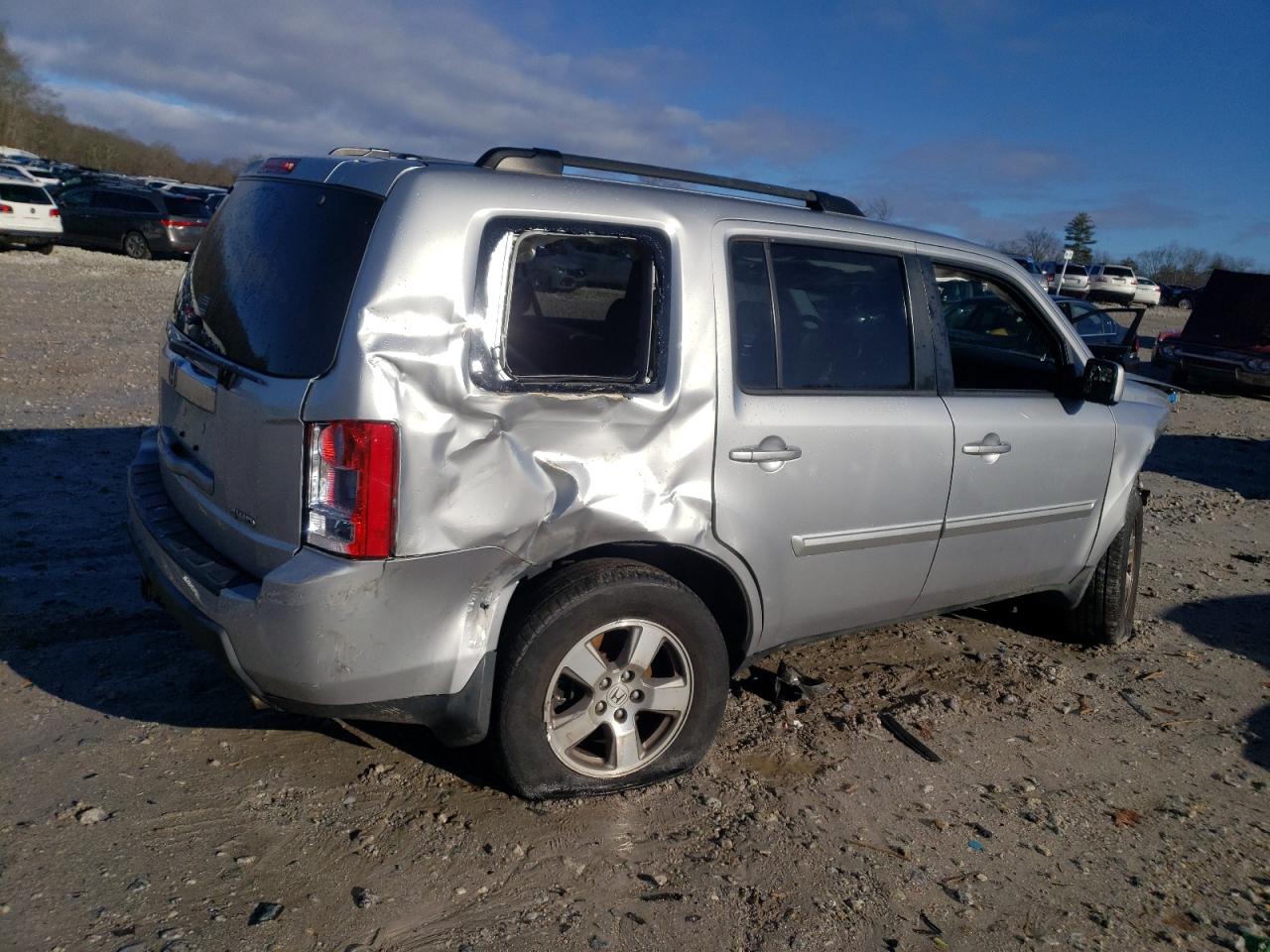 Image 3 of 2011 HONDA PILOT EXL 2011 with VIN 5FNYF4H68BB013858