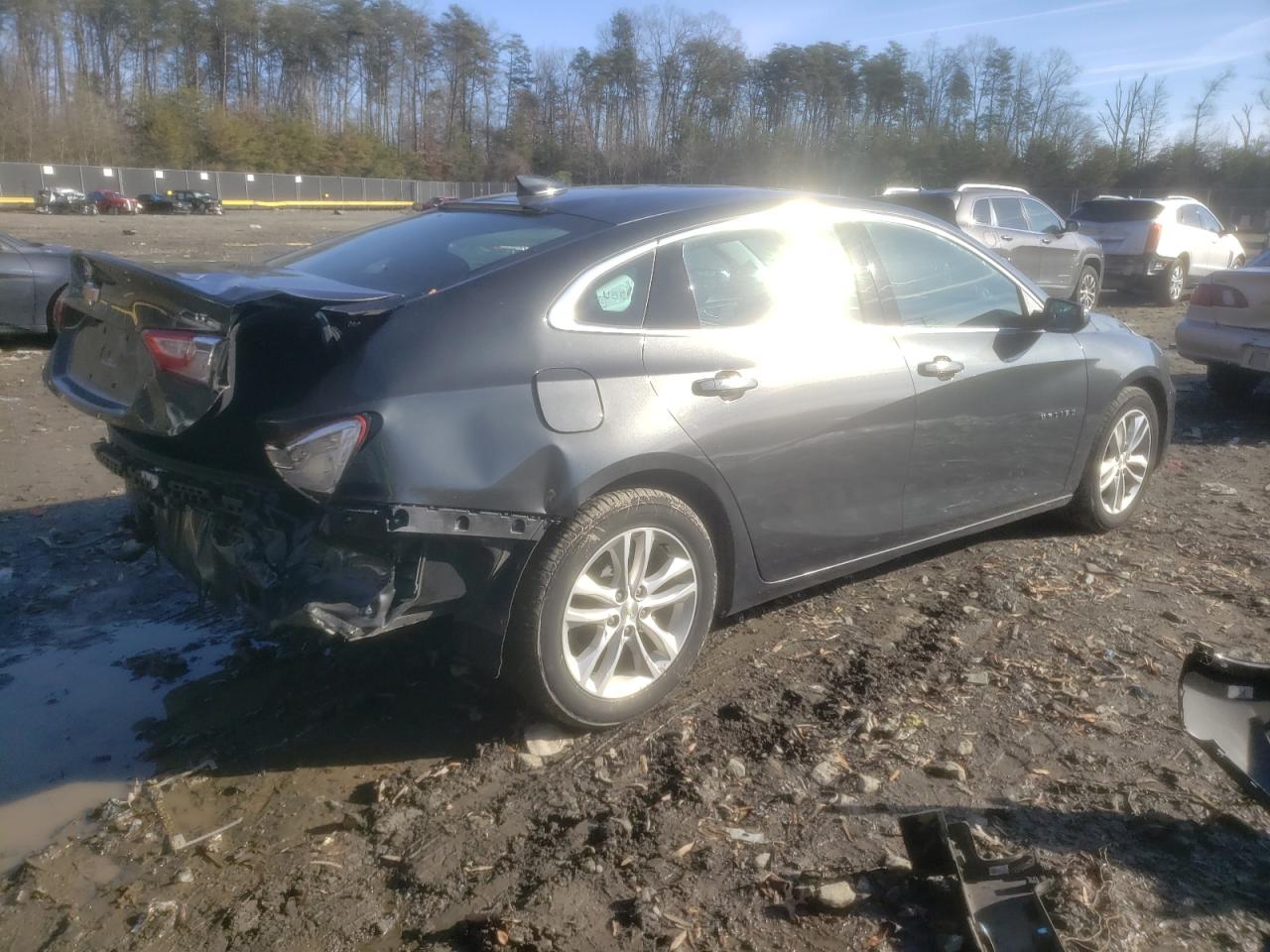 Image 3 of 2018 CHEVROLET MALIBU LT 2018 with VIN 1G1ZD5ST1JF195209