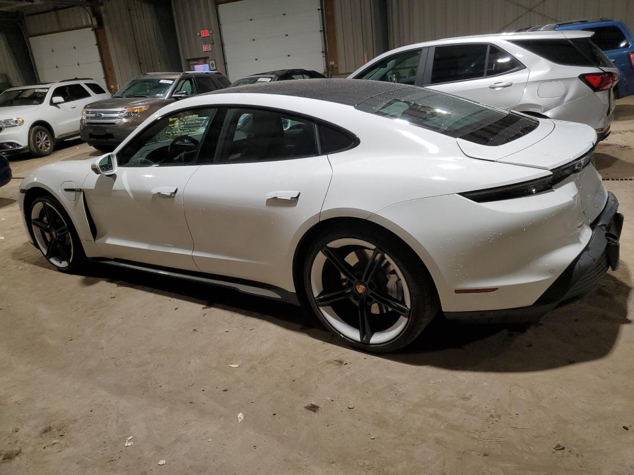 Изображение 2 2021 PORSCHE TAYCAN 4S 2021 с VIN WP0AB2Y15MSA42667