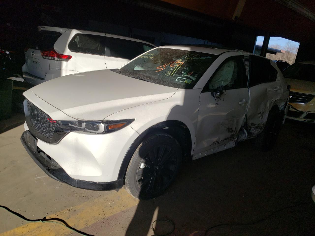 Obraz 1 z 2023 MAZDA CX-5  2023 z VIN JM3KFBAY1P0134590