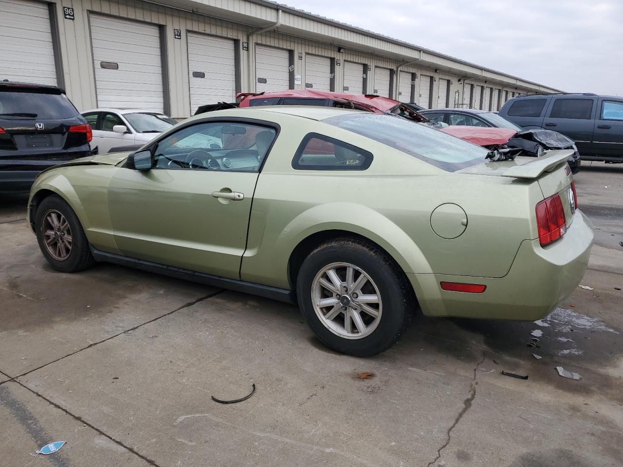 Изображение 2 2006 FORD MUSTANG  2006 с VIN 1ZVFT80N165145097