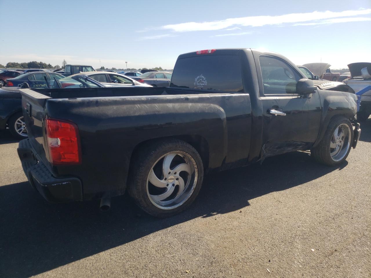 Obraz 3 z 2011 CHEVROLET SILVERADO C1500 2011 z VIN 1GCNCPEA3BZ465510