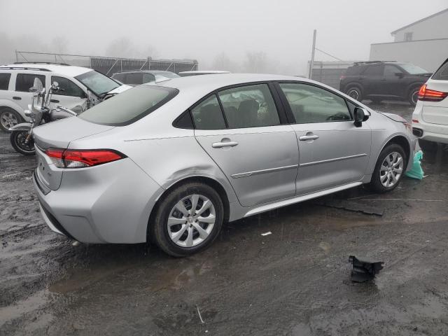 Изображение 3 2022 TOYOTA COROLLA LE 2022 с VIN JTDEPMAE4NJ196853