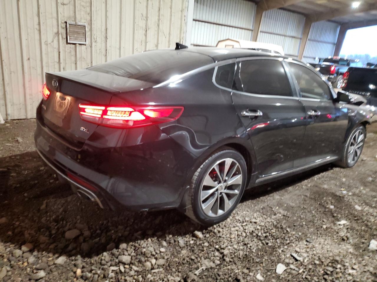 Image 3 of 2016 KIA OPTIMA SXL 2016 with VIN 5XXGV4L25GG034741