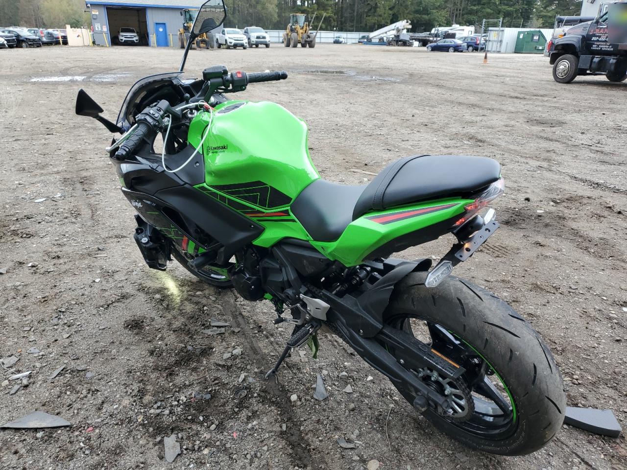 Obraz 3 z 2023 KAWASAKI EX650 P 2023 z VIN ML5EXEP13PDAB0448