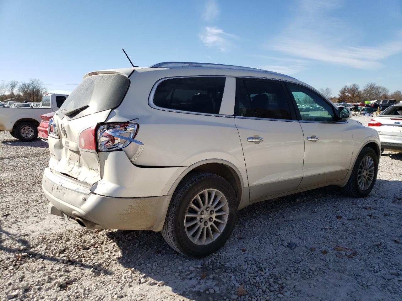 Obraz 3 z 2012 BUICK ENCLAVE  2012 z VIN 5GAKRBED4CJ247009