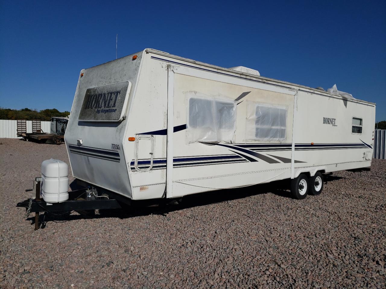 Image 2 of 2003 DAMO HORNET 2003 with VIN 4YDT32R253E310041