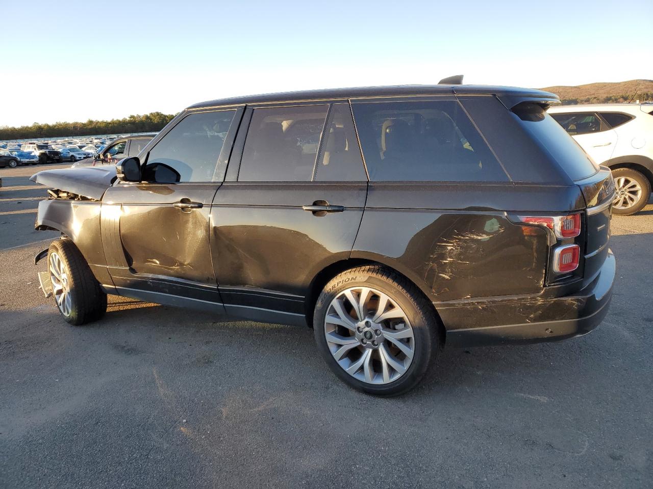 Изображение 2 2019 LAND ROVER RANGE ROVER SUPERCHARGED 2019 с VIN SALGS2RE9KA550581