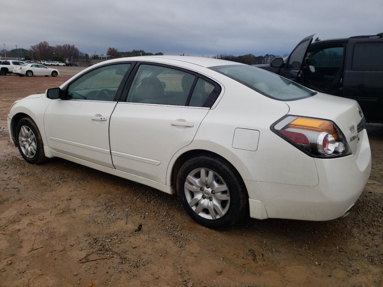 Изображение 2 2010 NISSAN ALTIMA BASE 2010 с VIN 1N4AL2AP2AN400817