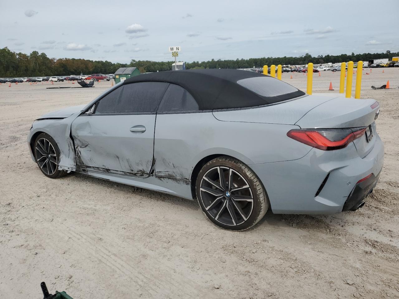 Obraz 2 z Bmw 430Xi 2022 z VIN WBA43AT09NCK30942