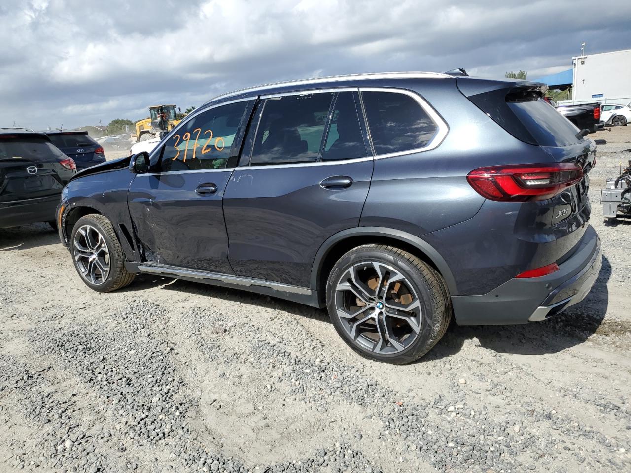 Image 2 of 2021 BMW X5 SDRIVE 40I 2021 with VIN 5UXCR4C07M9F21693