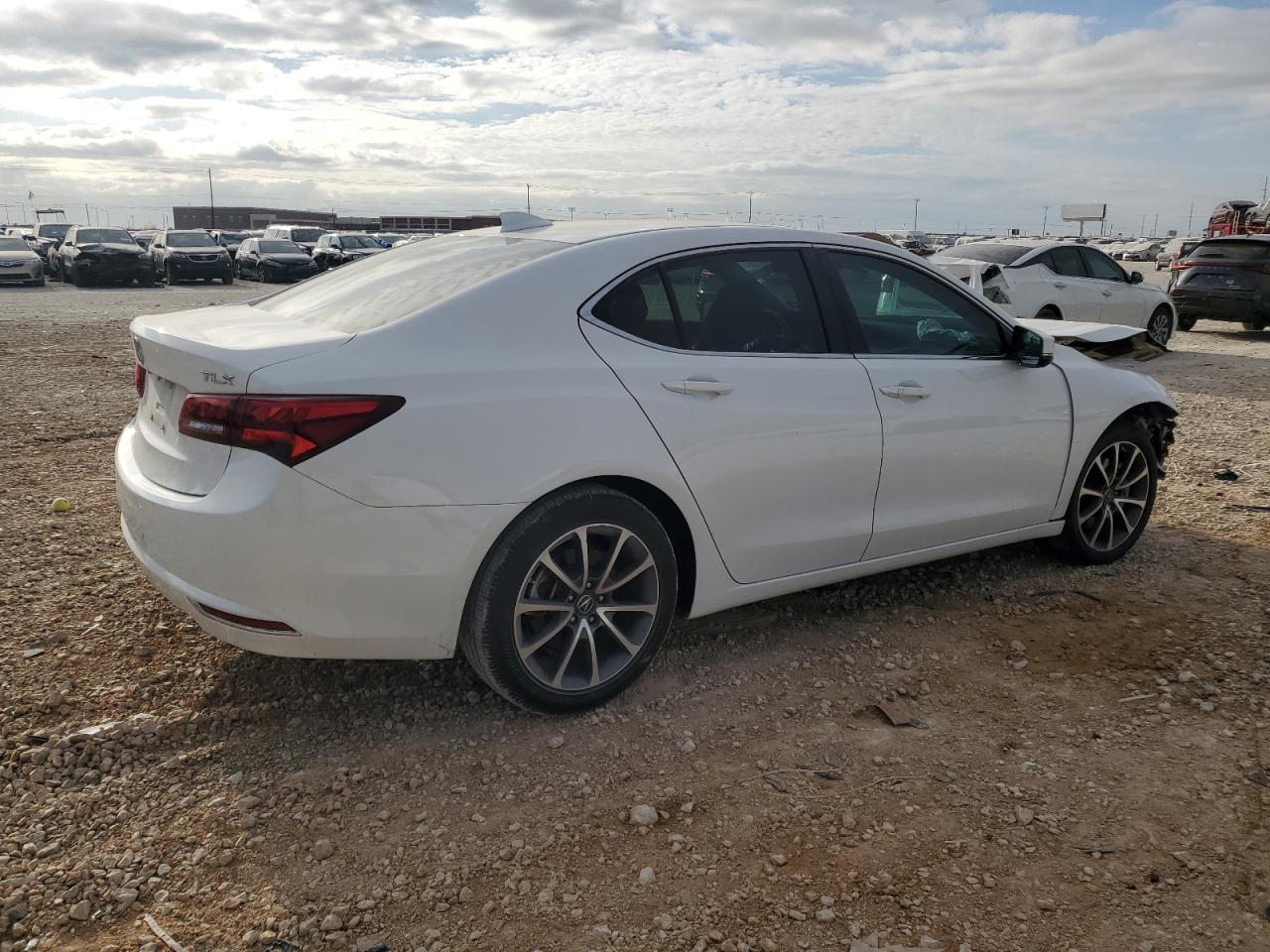Изображение 3 2017 ACURA TLX TECH 2017 с VIN 19UUB2F58HA005836