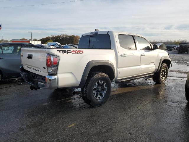 Obraz 3 z 2021 TOYOTA TACOMA DOUBLE CAB 2021 z VIN 3TYCZ5AN4MT035786