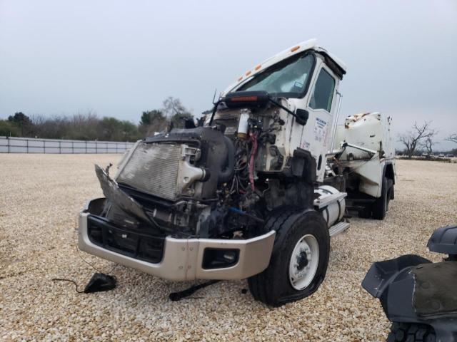 Obraz 2 z 2016 CATERPILLAR CT660  2016 z VIN 3HTJGTKT8GN012491