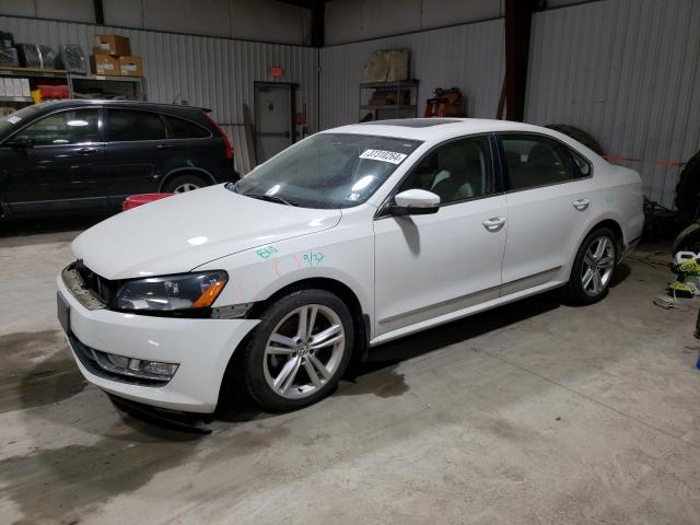 Obraz 1 z 2014 VOLKSWAGEN PASSAT SEL 2014 z VIN 1VWCN7A34EC003440