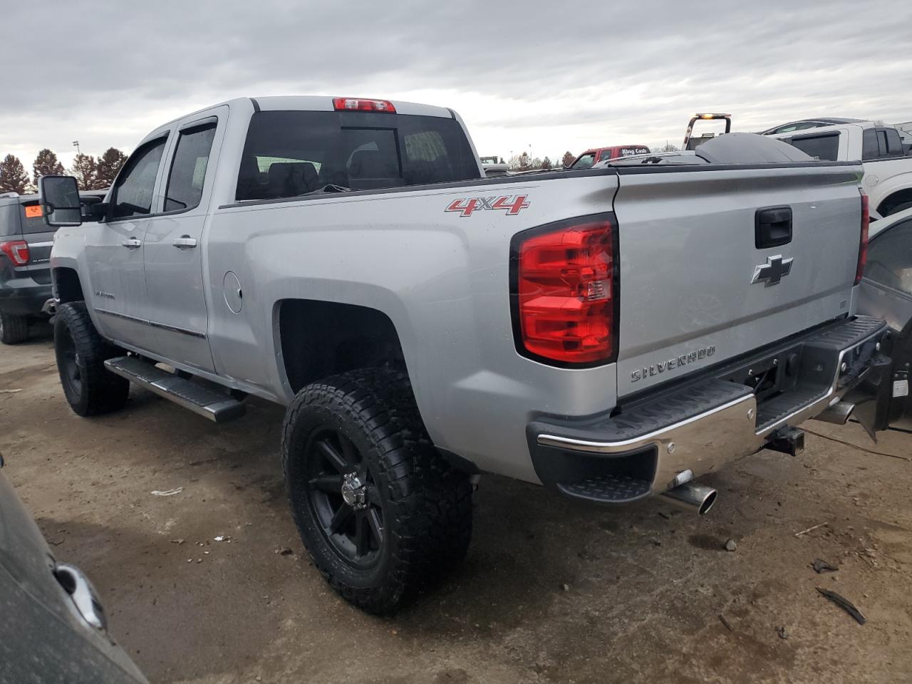 Image 2 of 2014 CHEVROLET SILVERADO K1500 LT 2014 with VIN 1GCVKRECXEZ157562