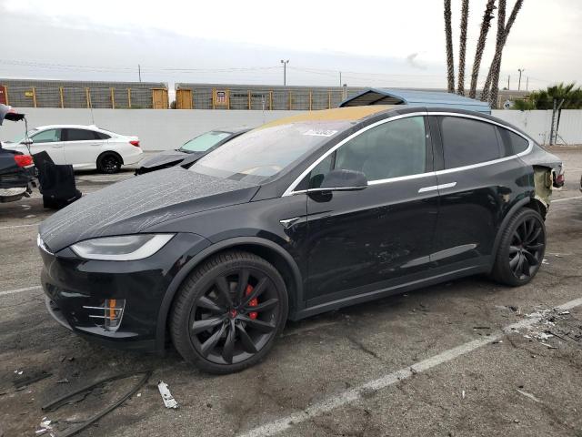 Obraz 1 z 2017 TESLA MODEL X  2017 z VIN 5YJXCAE22HF077584