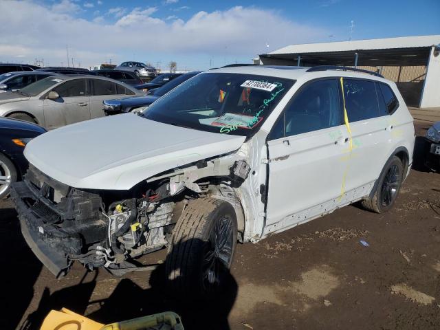 Obraz 1 z 2022 VOLKSWAGEN TIGUAN SE R-LINE BLACK 2022 z VIN 3VV8B7AX4NM133495