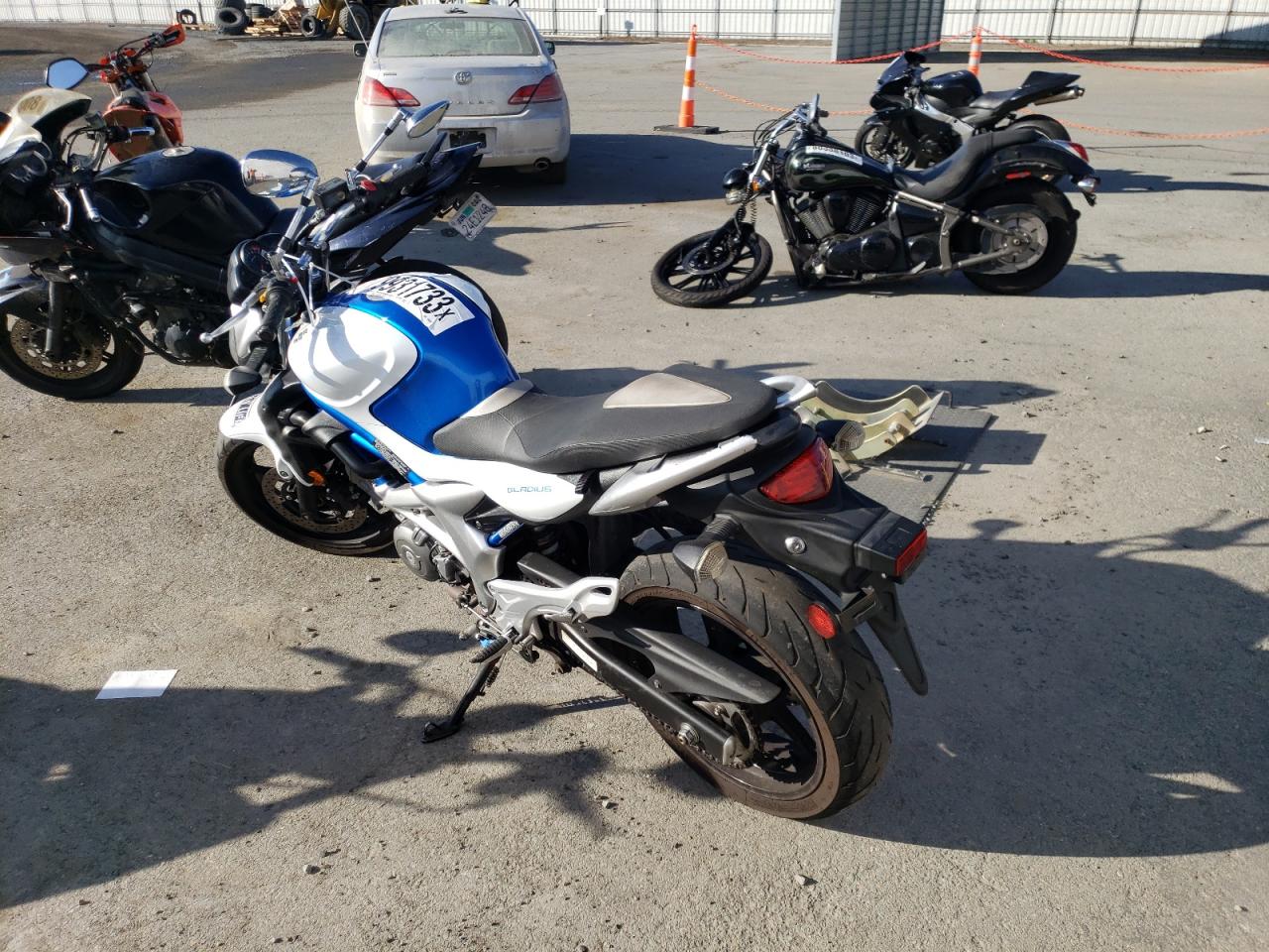 Image 3 of 2009 SUZUKI SFV650  2009 with VIN JS1VP55A592100087