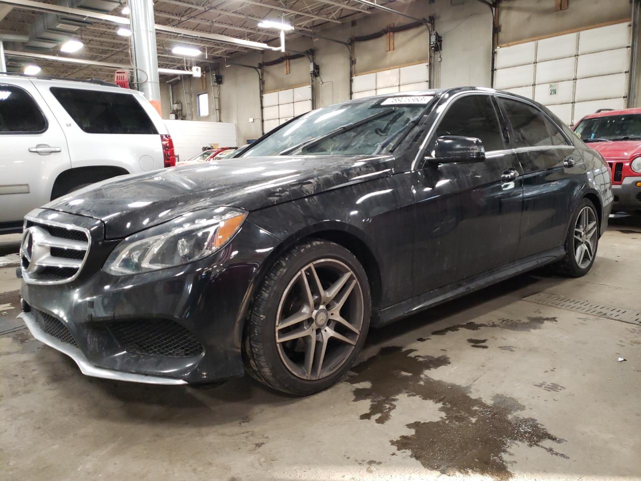 Obraz 1 z 2015 MERCEDES-BENZ E 350 4MATIC 2015 z VIN WDDHF8JB9FB165645