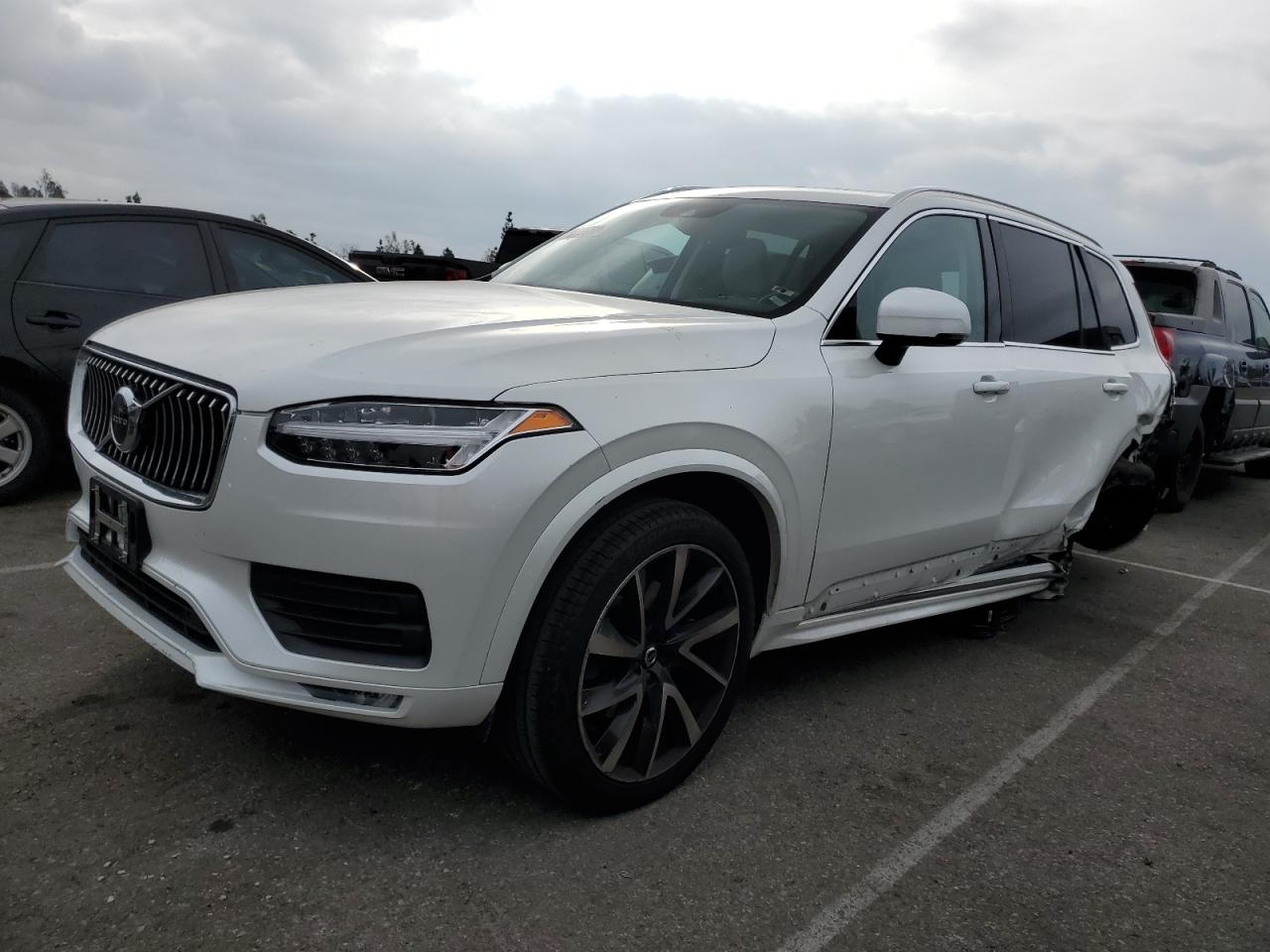 Image 1 of 2020 VOLVO XC90 T6 MOMENTUM 2020 with VIN YV4A22PK8L1621595