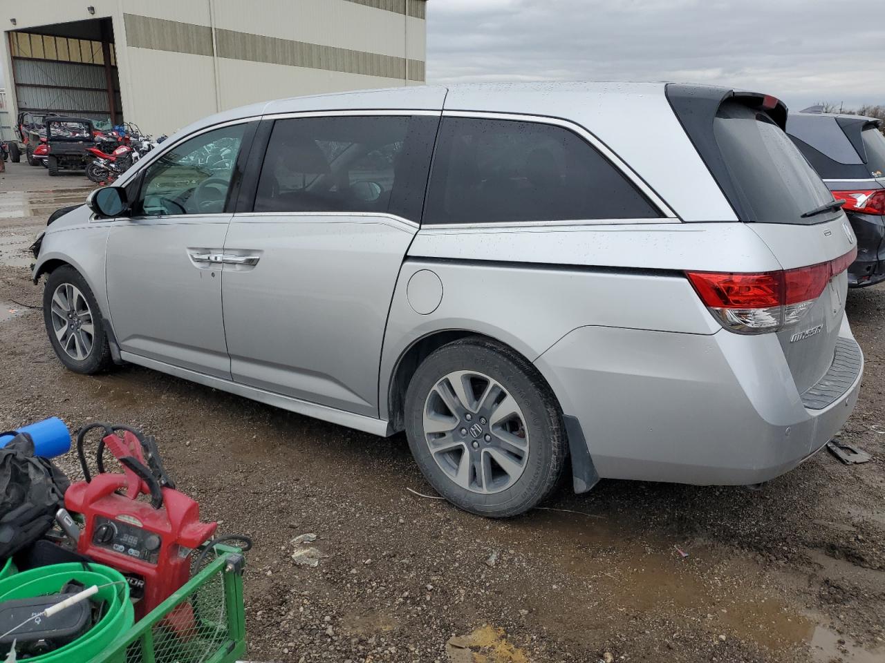 Image 2 of 2015 HONDA ODYSSEY TOURING 2015 with VIN 5FNRL5H96FB092790