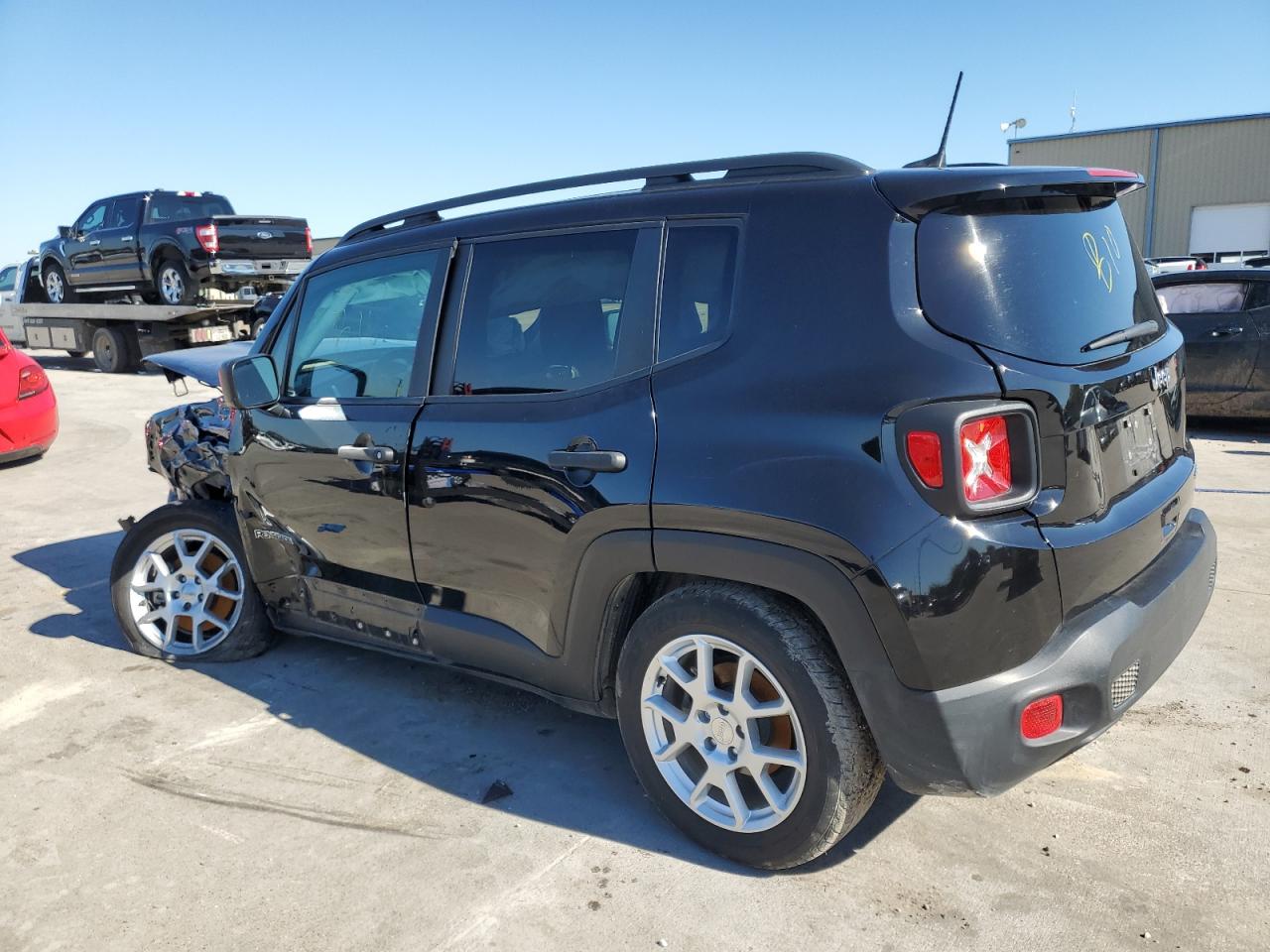Image 2 of 2021 JEEP RENEGADE SPORT 2021 with VIN ZACNJCAB6MPM17429