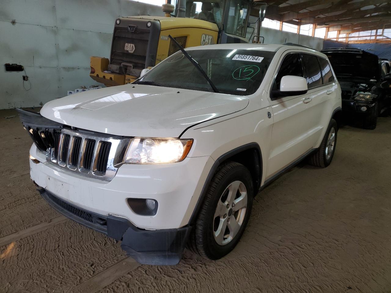 Изображение 1 2011 JEEP GRAND CHEROKEE LAREDO 2011 с VIN 1J4RR4GTXBC676438