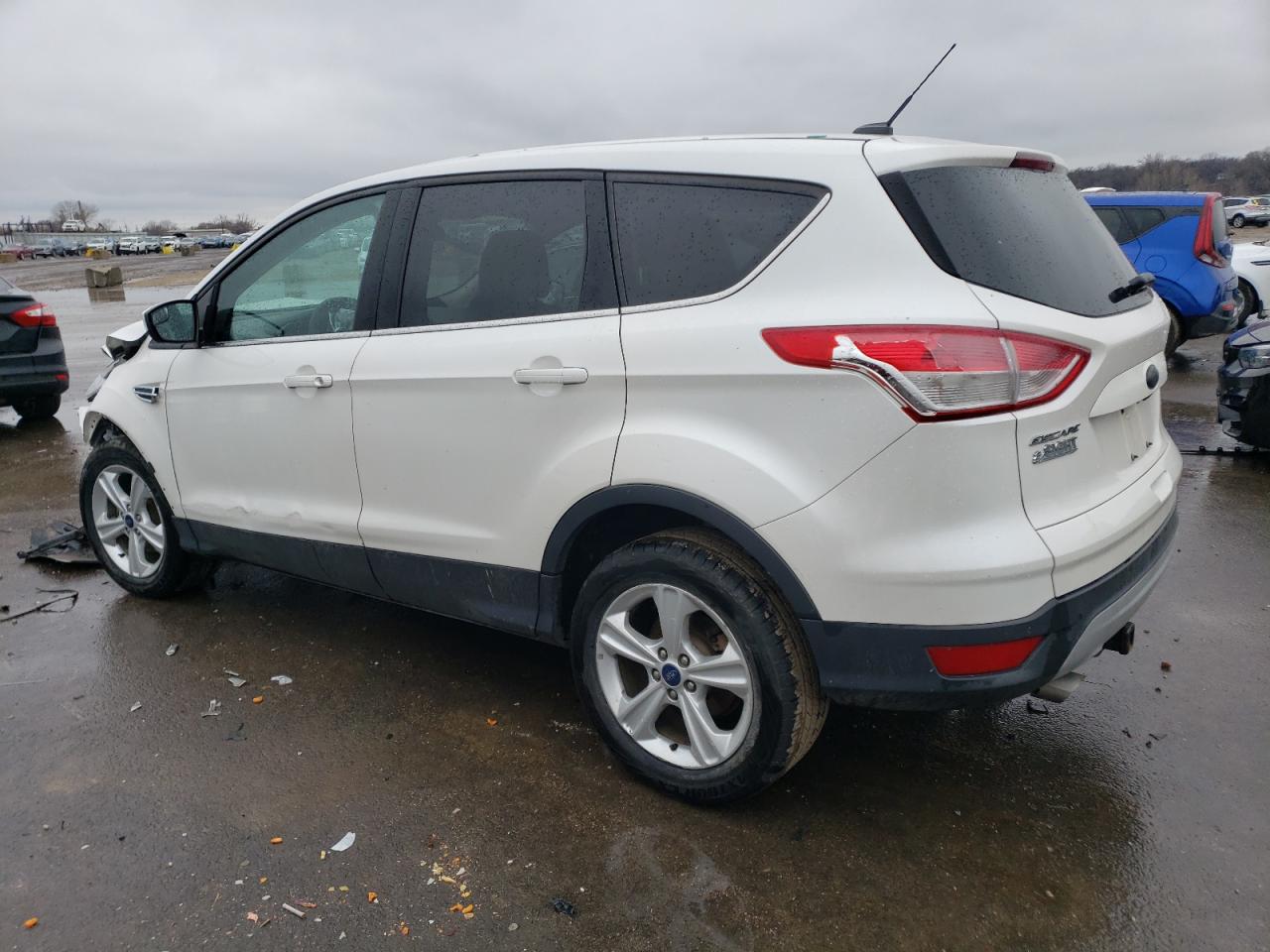 Obraz 2 z 2015 FORD ESCAPE SE 2015 z VIN 1FMCU0G70FUA78358