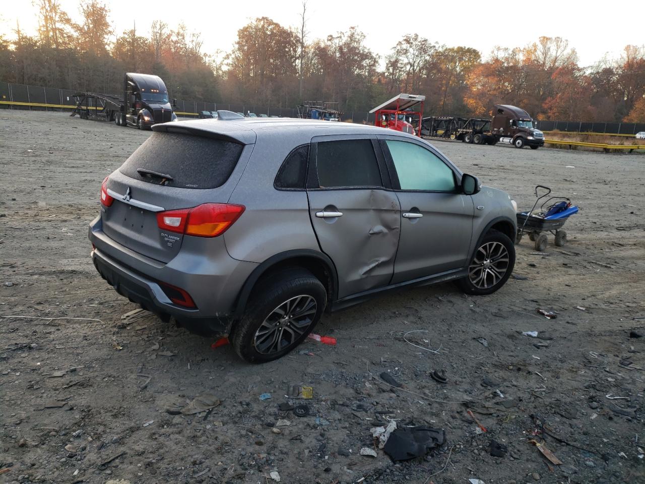 Изображение 3 2018 MITSUBISHI OUTLANDER SPORT ES 2018 с VIN JA4AR3AW3JU001159