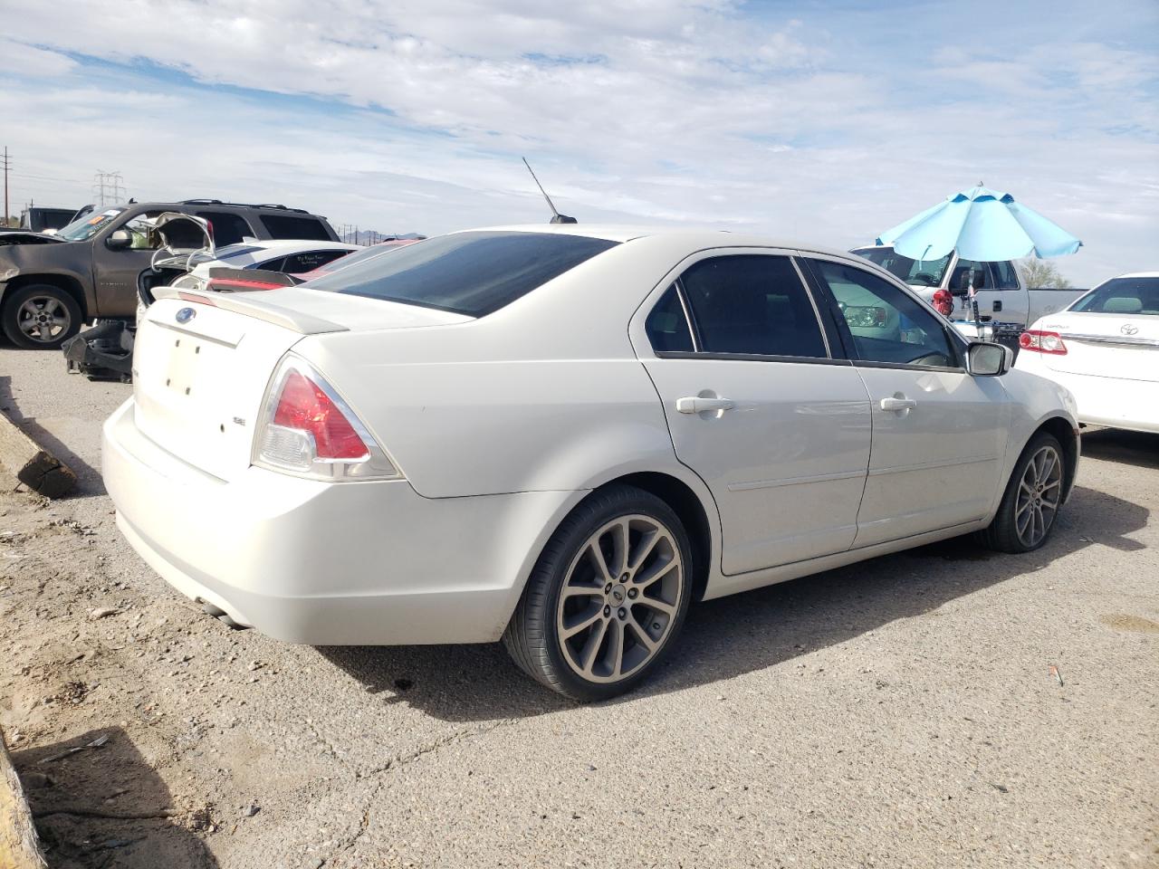 Image 3 of 2009 FORD FUSION SE 2009 with VIN 3FAHP07Z09R208269