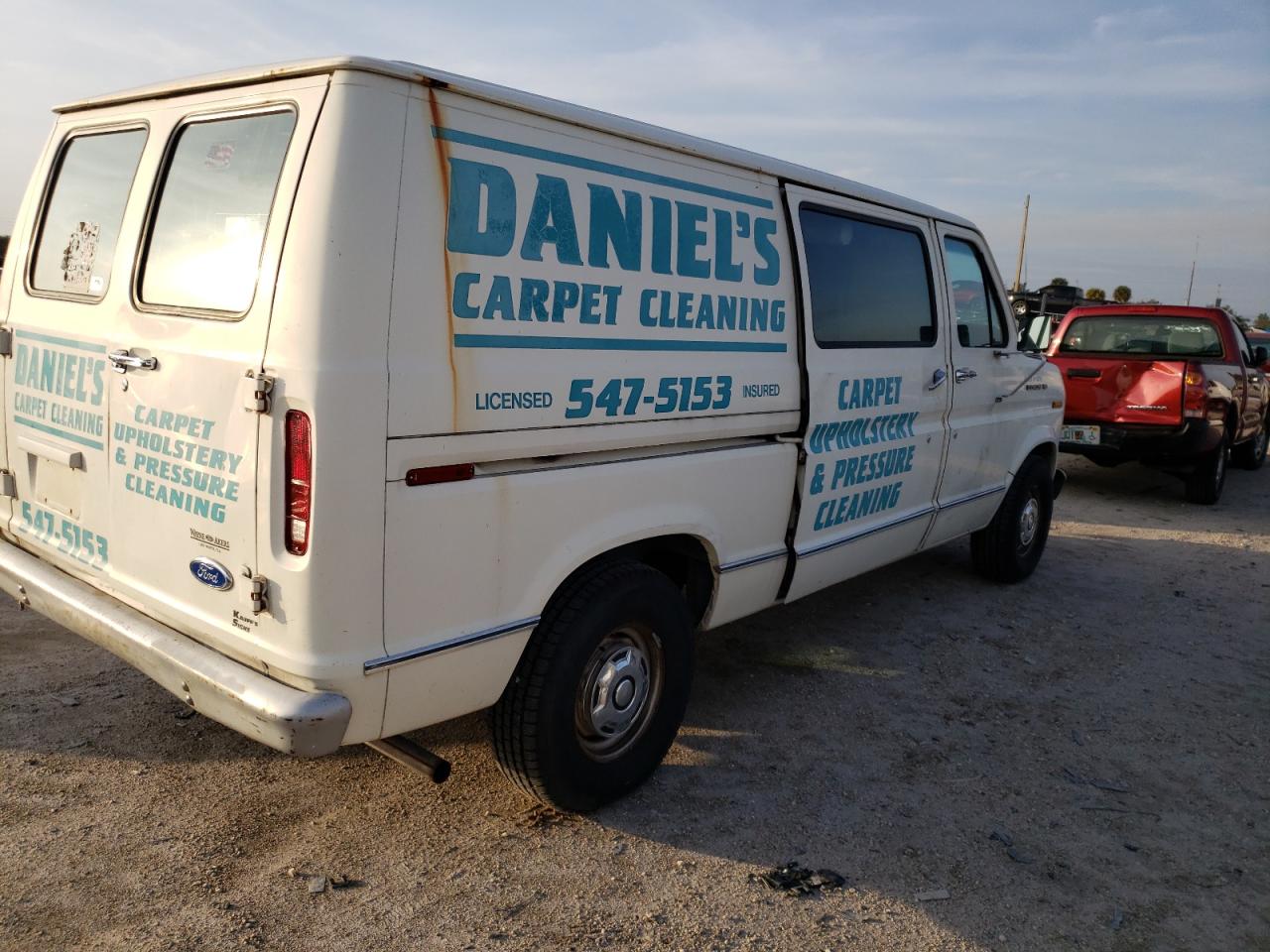 Image 3 of 1989 FORD ECONOLINE E150 VAN 1989 with VIN 1FTDE14Y3KHC07673