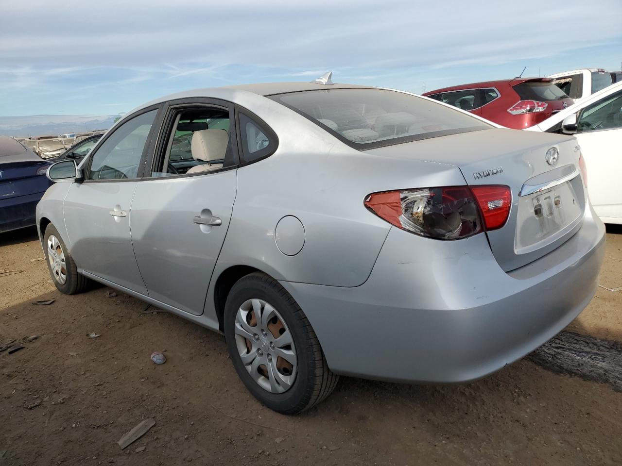 Obraz 2 z 2010 HYUNDAI ELANTRA BLUE 2010 z VIN KMHDU4AD6AU068601