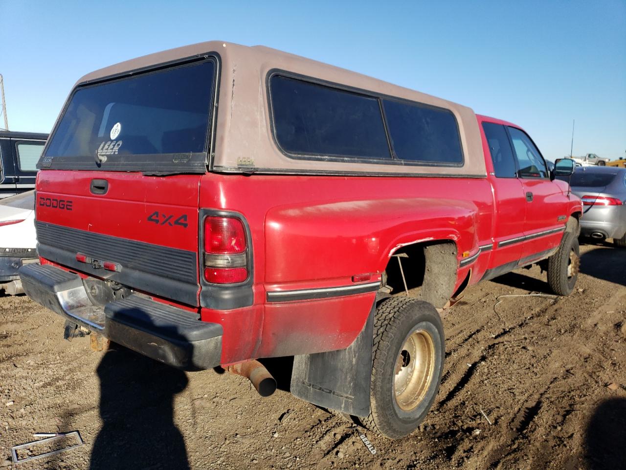 Image 3 of 1997 DODGE RAM 3500  1997 with VIN 3B7MF33D8VM565150