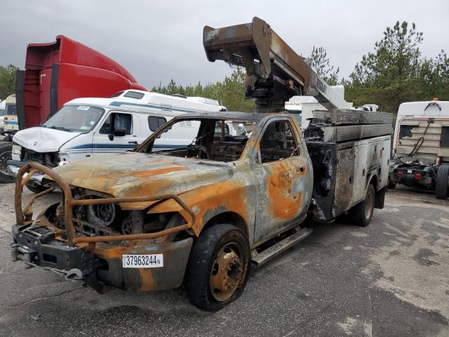 Image 2 of 2015 RAM 5500  2015 with VIN 3C7WRNBL7FG571870