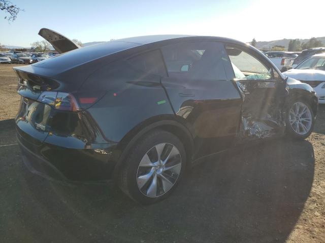 Obraz 3 z 2023 TESLA MODEL Y  2023 z VIN 7SAYGDEEXPF828713