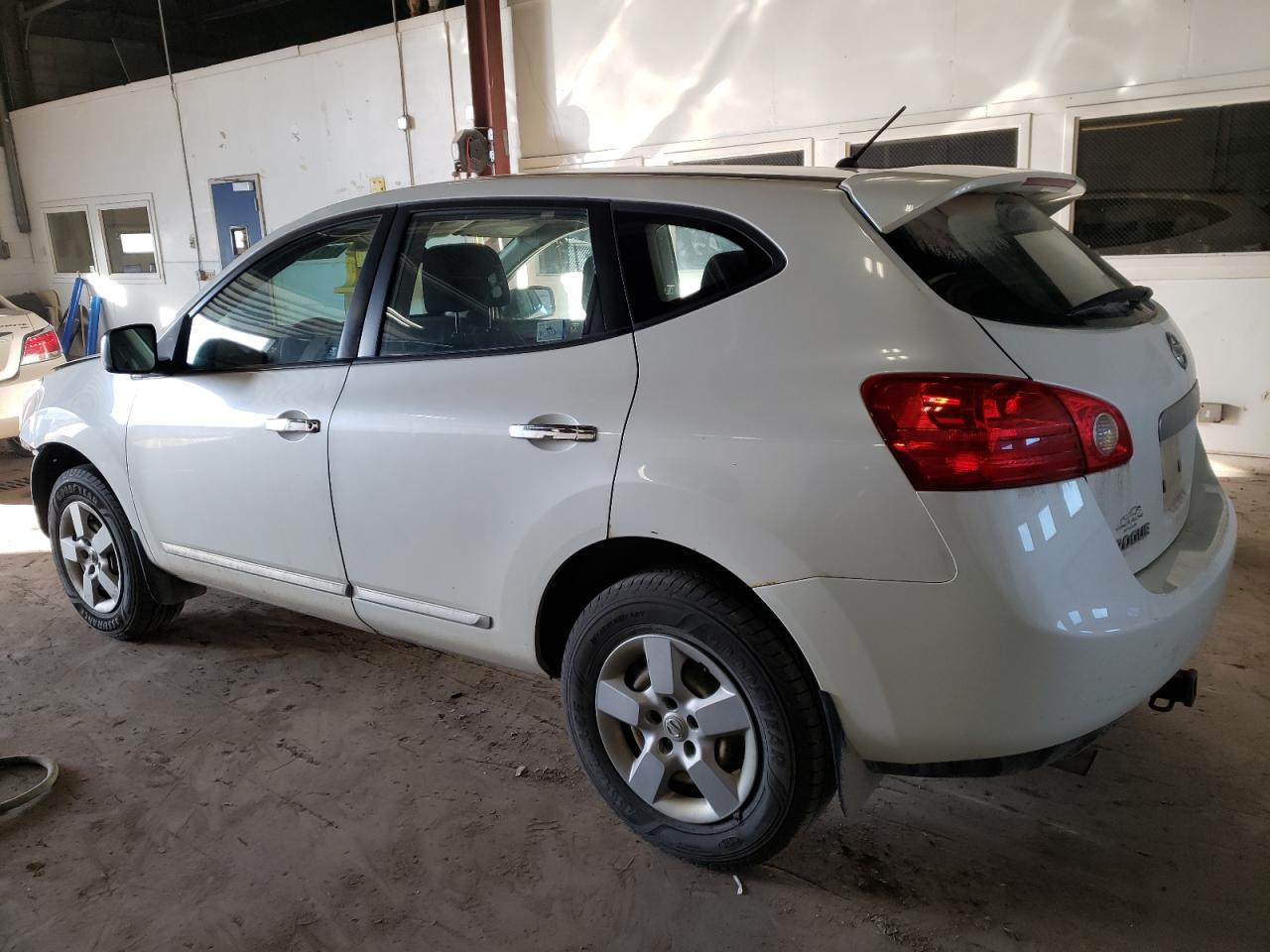 Obraz 2 z 2011 NISSAN ROGUE S 2011 z VIN JN8AS5MV1BW275494