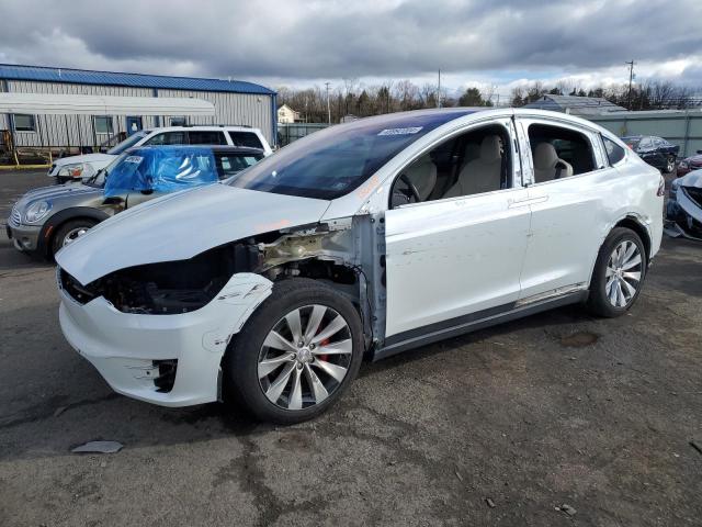 Obraz 2020 TESLA MODEL X  2020