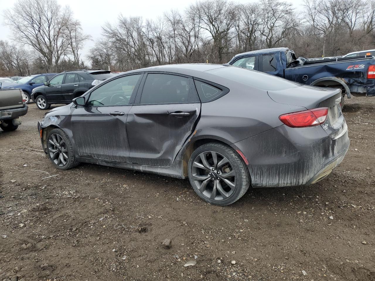 Изображение 2 2015 CHRYSLER 200 S 2015 с VIN 1C3CCCBG1FN551151