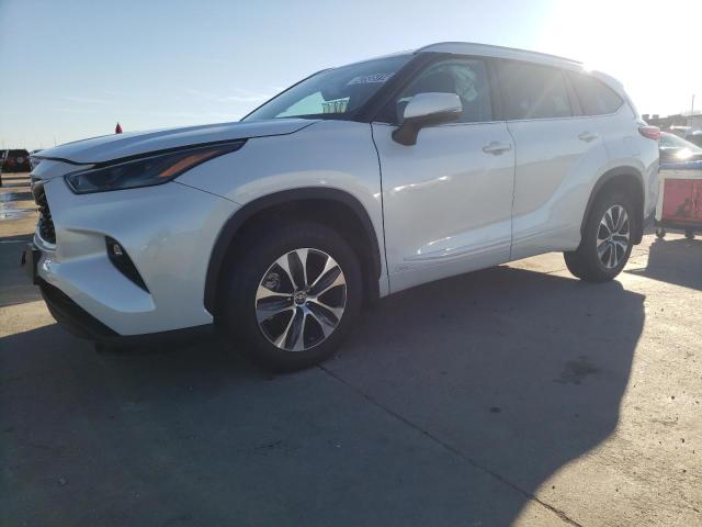 Изображение 1 2023 TOYOTA HIGHLANDER HYBRID XLE 2023 с VIN 5TDKBRCHXPS129153