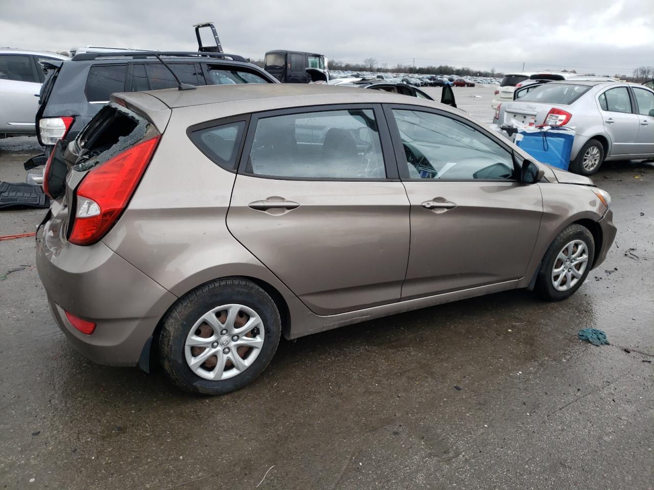Image 3 of 2013 HYUNDAI ACCENT GLS 2013 with VIN KMHCT5AE1DU081421