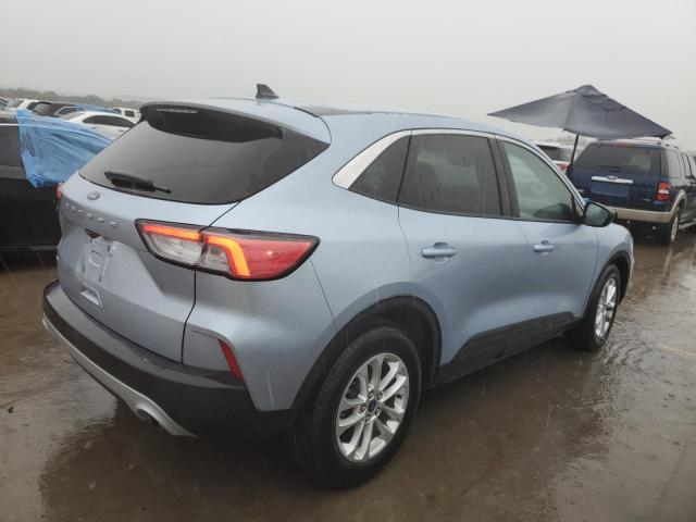 Image 3 of 2022 FORD ESCAPE SE 2022 with VIN 1FMCU0G69NUA03552