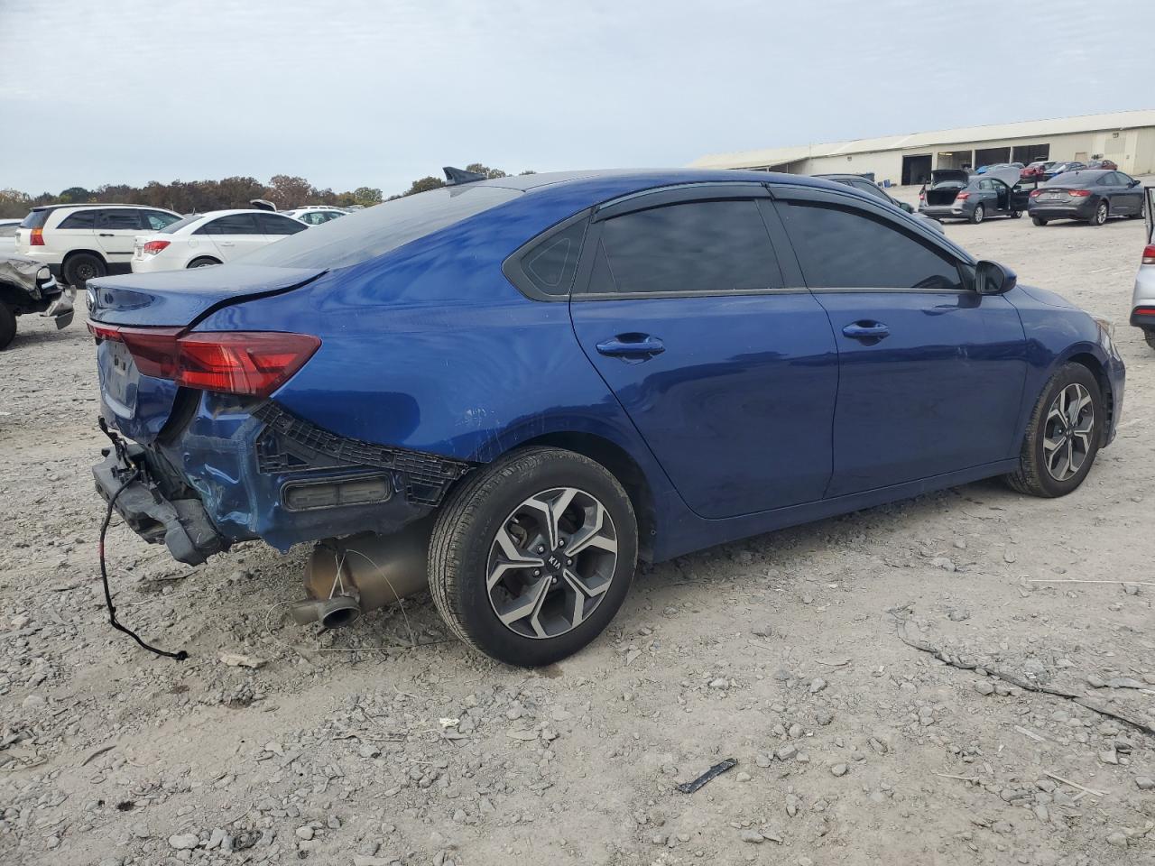 Image 3 of 2019 KIA FORTE FE 2019 with VIN 3KPF24AD2KE122902