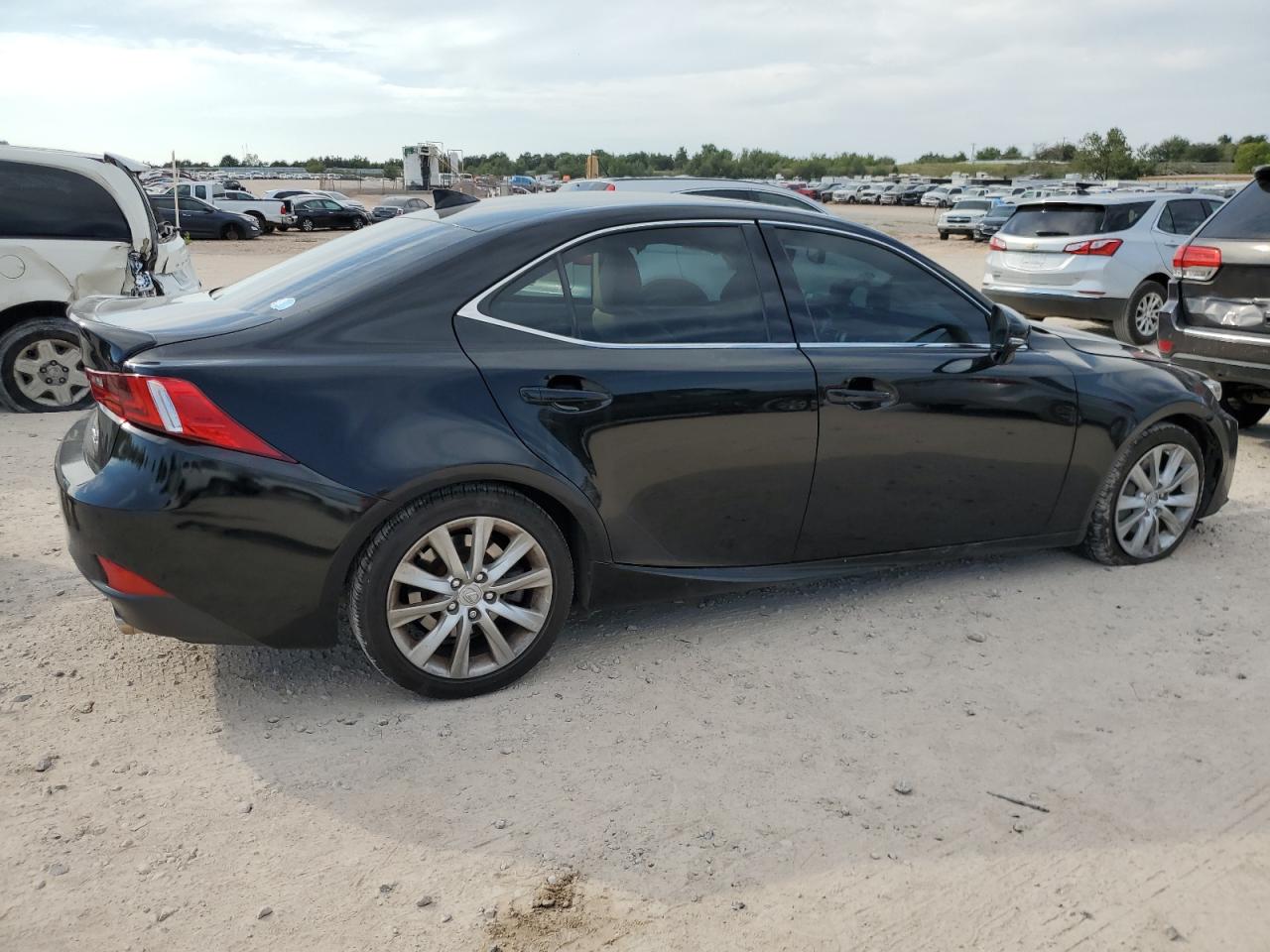 Изображение 3 2016 LEXUS IS 200T 2016 с VIN JTHBA1D20G5007694