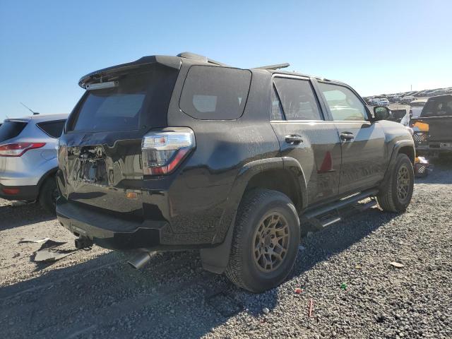 Изображение 3 2023 TOYOTA 4RUNNER 40TH ANNIVERSARY SE 2023 с VIN JTEUU5JR1P6159743