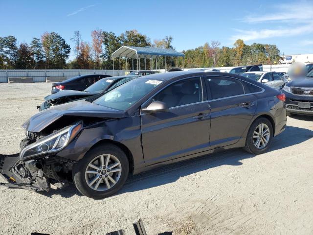 Image 1 of 2017 HYUNDAI SONATA SE 2017 with VIN 5NPE24AF4HH505001
