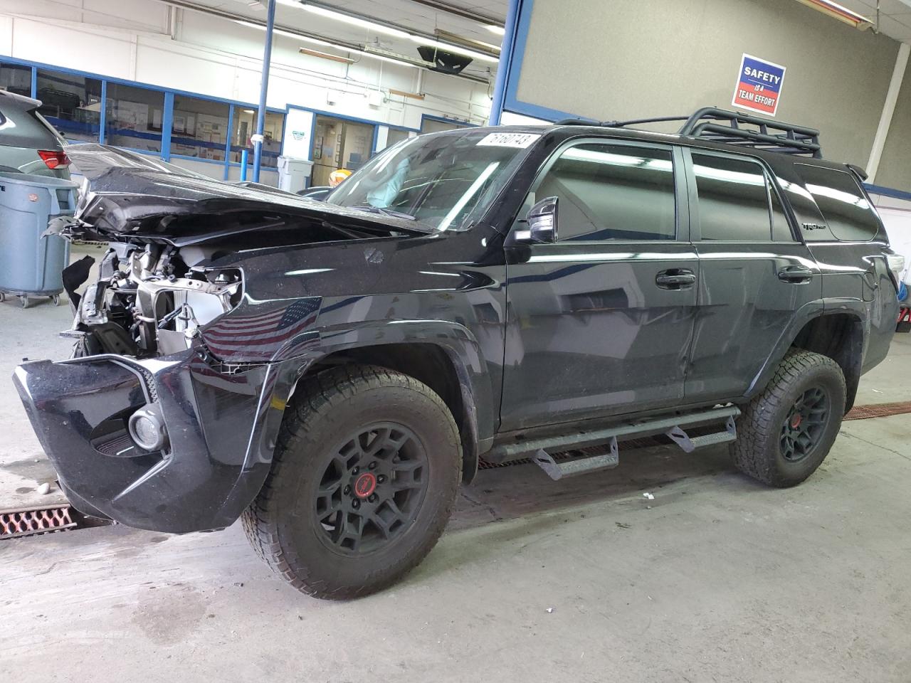 Obraz 1 z 2023 TOYOTA 4RUNNER SE 2023 z VIN JTELU5JR8P6111121