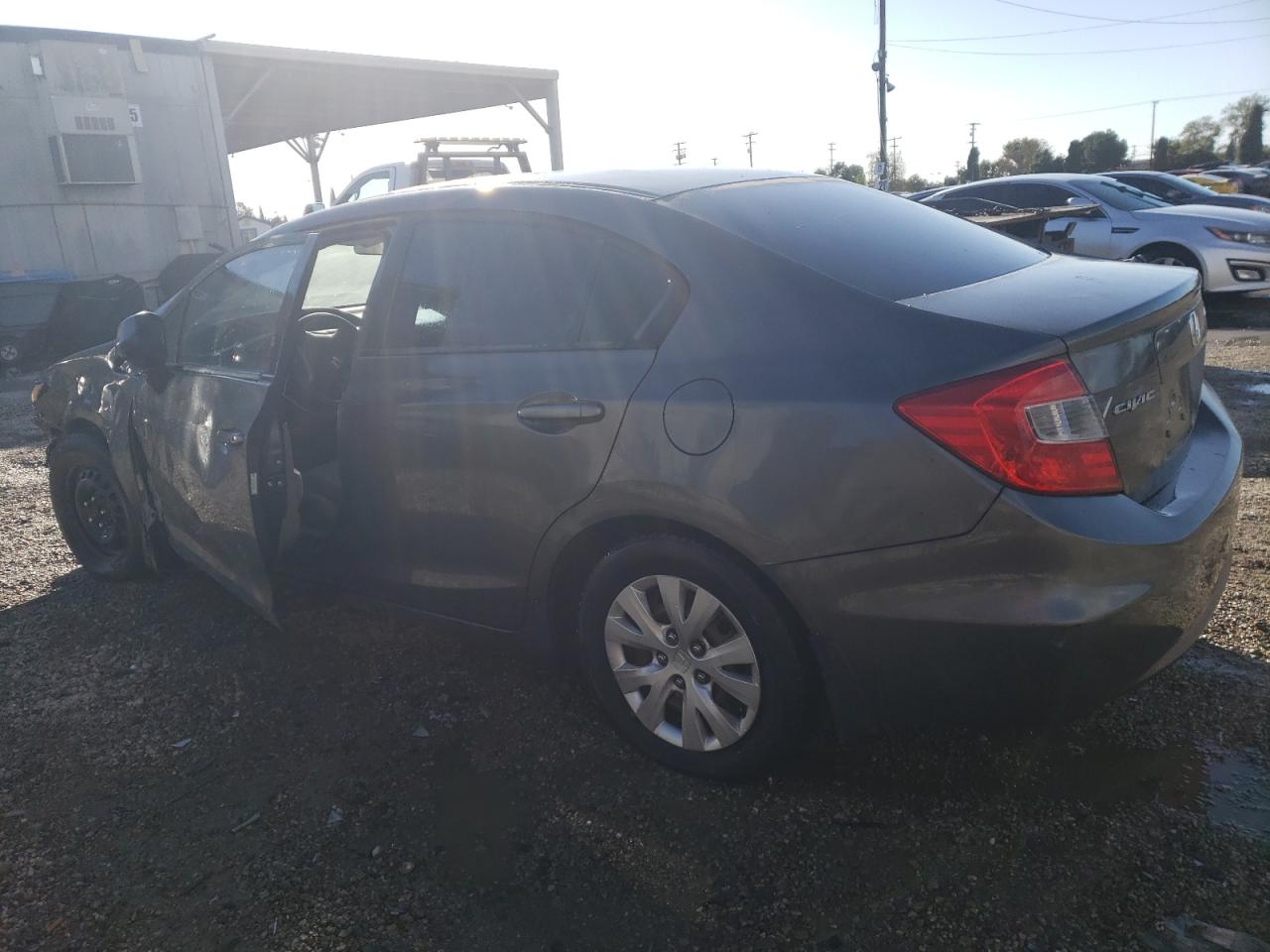 Obraz 2 z 2012 HONDA CIVIC LX 2012 z VIN 19XFB2F57CE362454