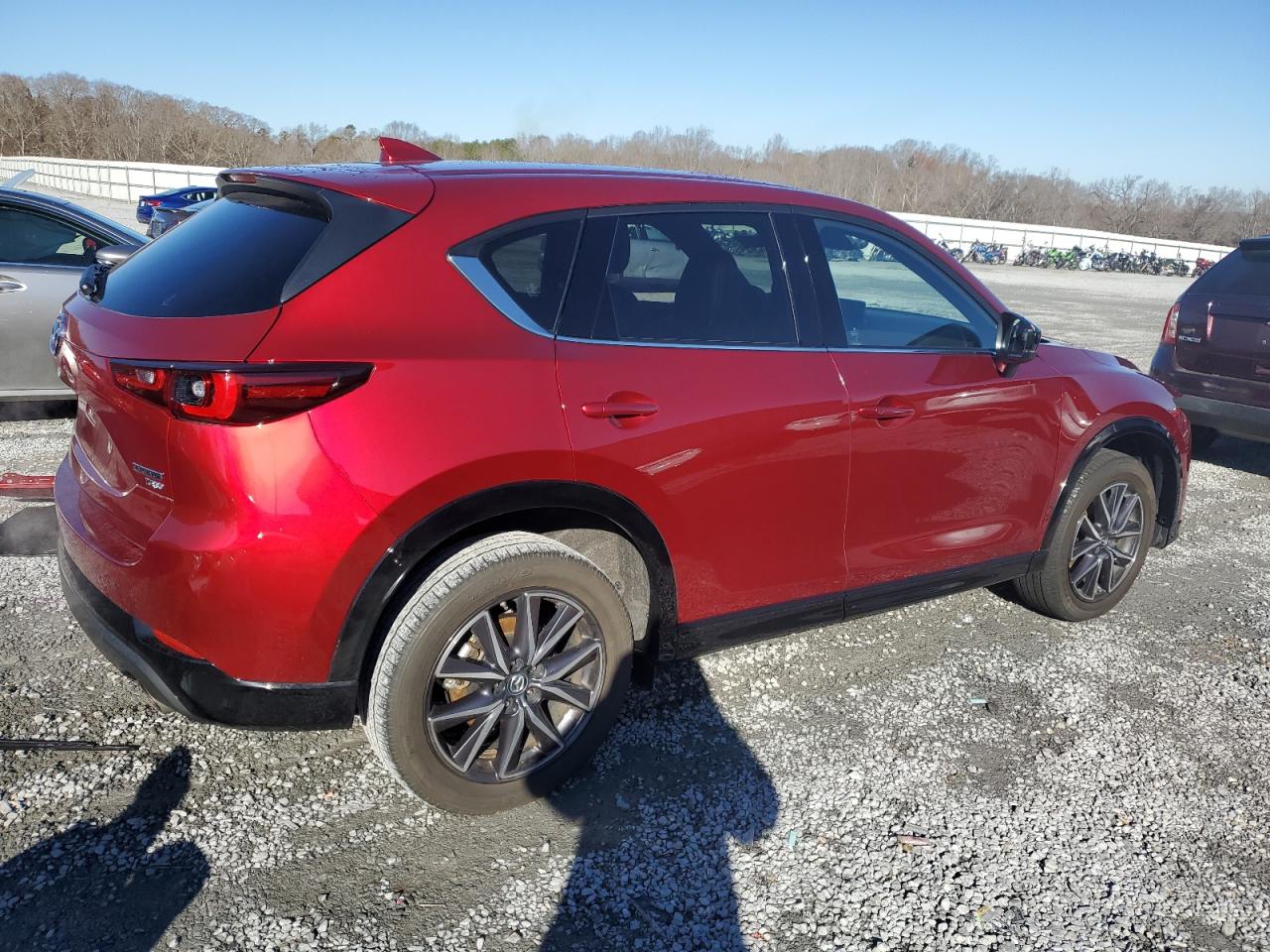 Image 3 of 2022 MAZDA CX-5  2022 with VIN JM3KFBAY2N0604803